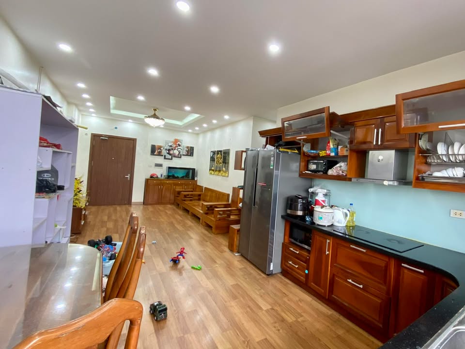 Căn hộ 2PN Chung cư Intracom 33 Cầu Diễn 83.2m² giá 5.85 tỷ - Sổ đỏ chính chủ!