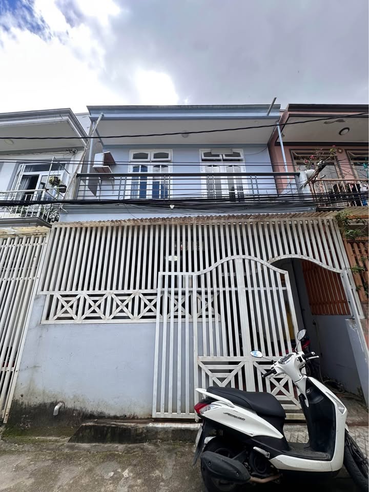 Nhà riêng Đà Lạt 52m² giá 5 tỷ - Chính chủ, sổ đỏ đầy đủ!