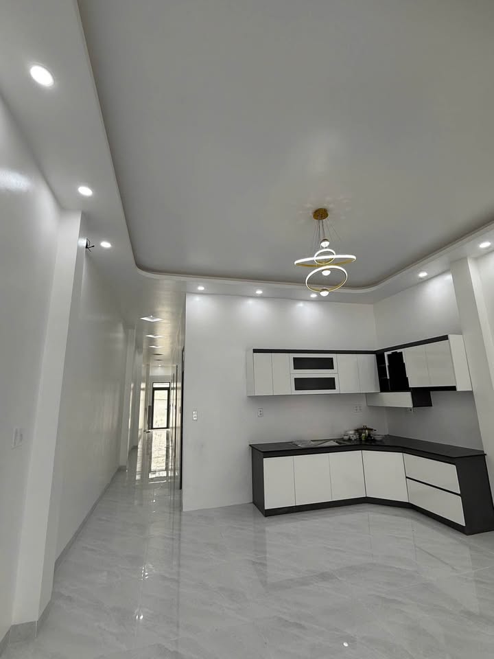 Nhà phố Bạch Đằng, phường 7 120m² giá 3.6 tỷ - Chính chủ bán gấp!