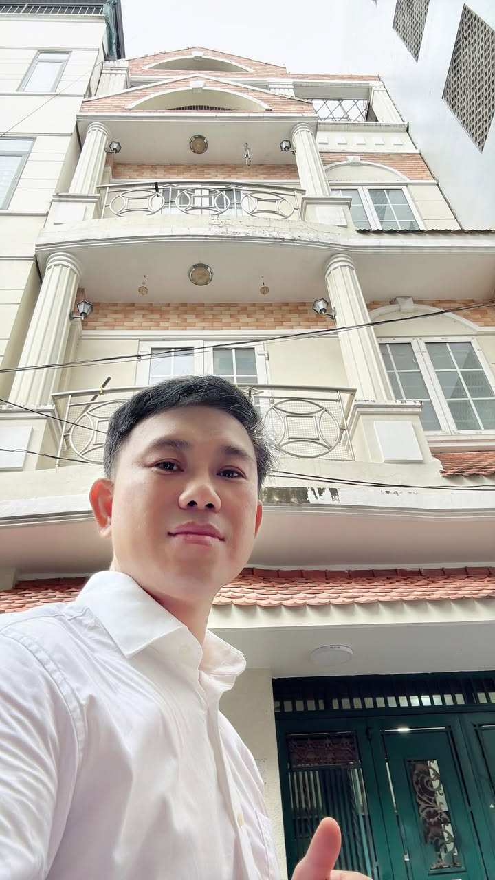 Nhà đẹp nở hậu tại Nhất Chi Mai, Tân Bình 104m² giá 18 tỷ - Kinh doanh đắc địa!