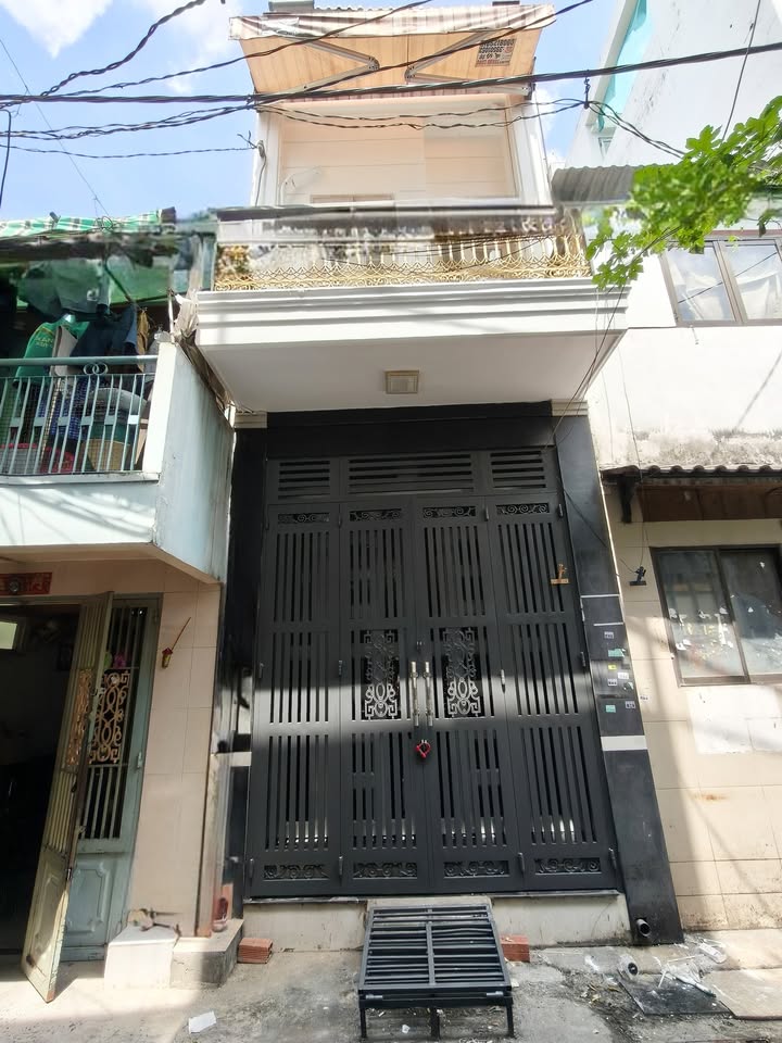 Nhà đẹp đường Mạc Vân, quận 8, 42m² giá 5.05 tỷ - Dọn vào ở ngay!