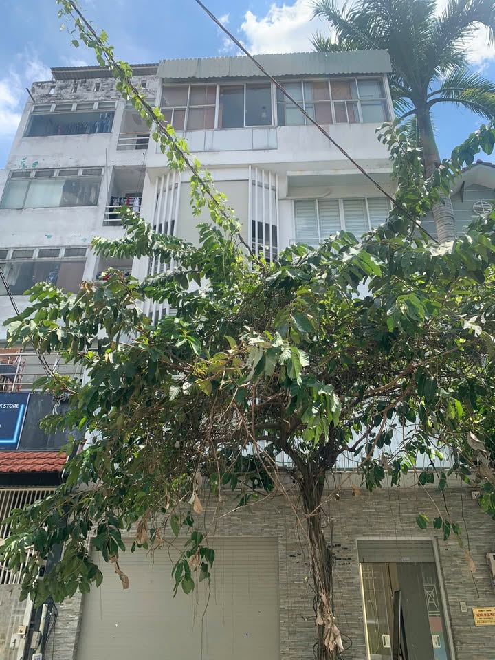 Nhà mặt tiền Ba Vì, Quận 10, 86m² giá 20 tỷ - Cơ hội đầu tư tuyệt vời!