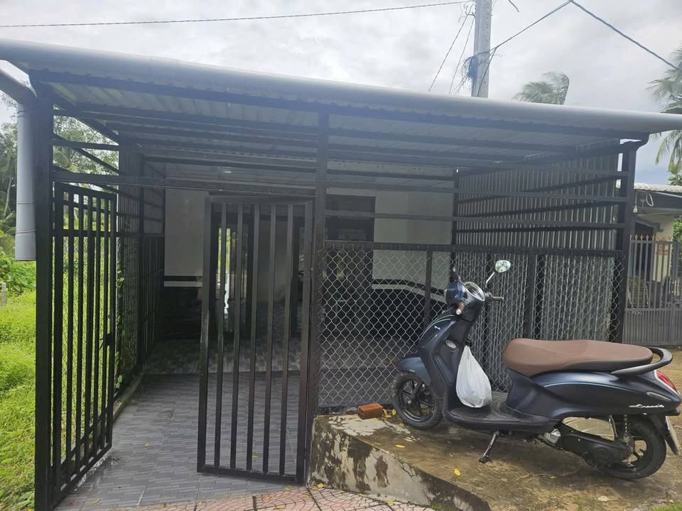 Nhà cấp 4 tại xã Bình Phước, huyện Mang Thít 120m² giá chỉ 500 triệu - Cơ hội đầu tư tuyệt vời!