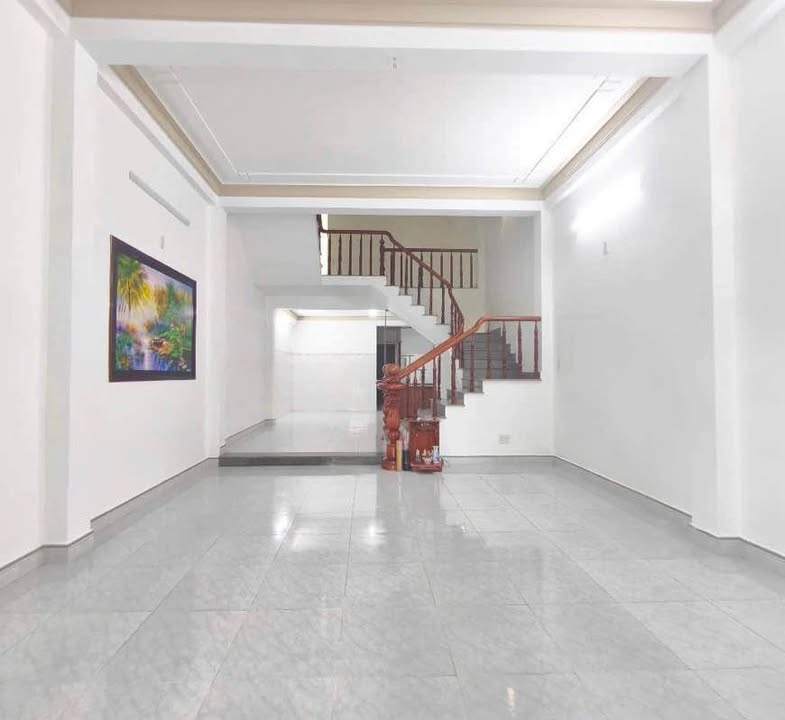 Nhà 2 tầng Kiều Phụng, Cẩm Lệ 100m² - Nhà trống ở ngay, vị trí đẹp!