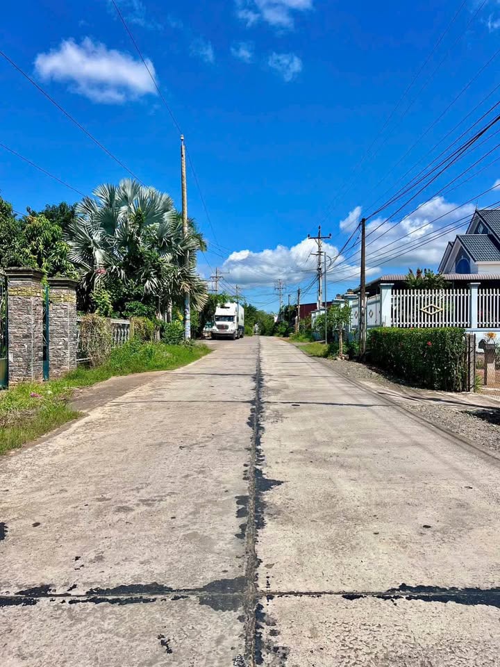 Đất thổ cư Hàm Cường, 160m² - Gần chợ và trường học, giá thỏa thuận!