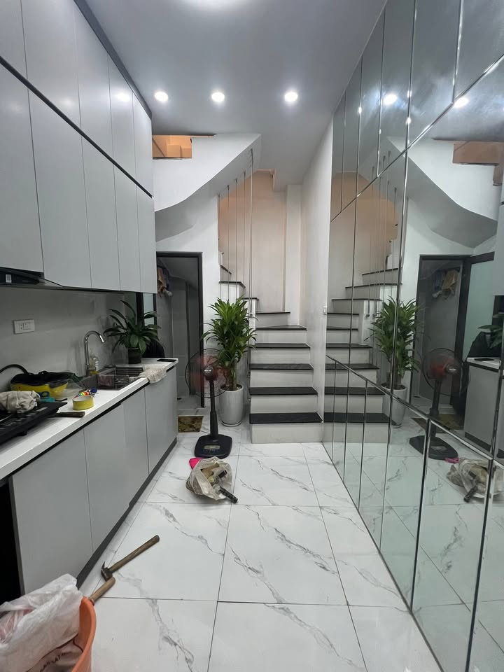 Nhà riêng Đống Đa 16m² giá 3.36 tỷ - Vị trí đắc địa, gần phố!