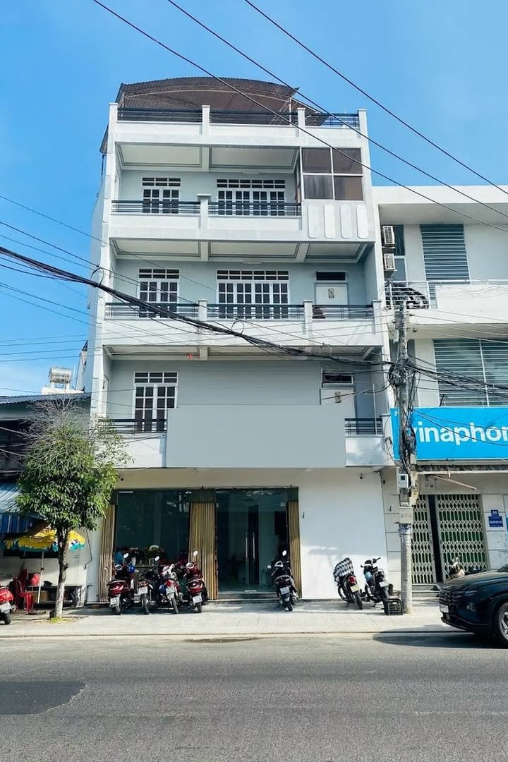 Bán nhà mặt tiền Tôn Thất Tùng Nha Trang 42m² giá 8.9 tỷ - Cơ hội đầu tư hiếm có!