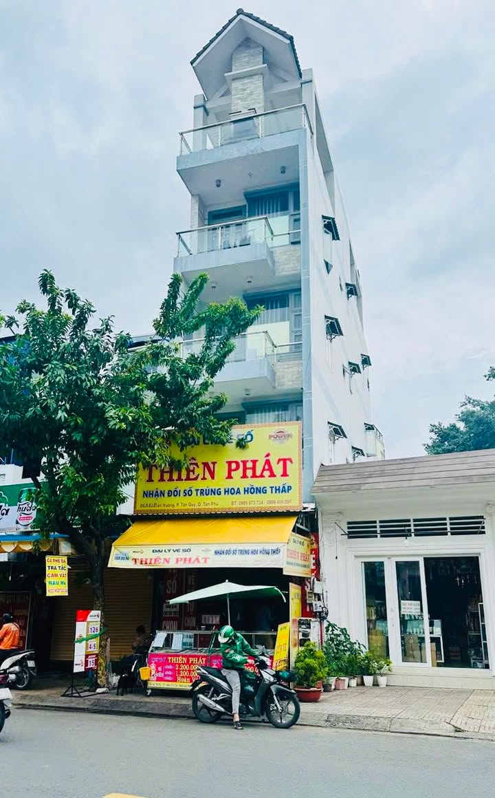 Nhà mặt tiền Tân Hương, P. Tân Quý 72m² giá 14.9 tỷ - Kinh doanh sầm uất!