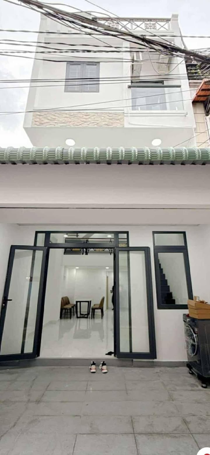 Nhà phố Tân Thuận Tây Quận 7 54m² giá 5.5 tỷ - Sổ hồng chính chủ, nội thất đầy đủ!