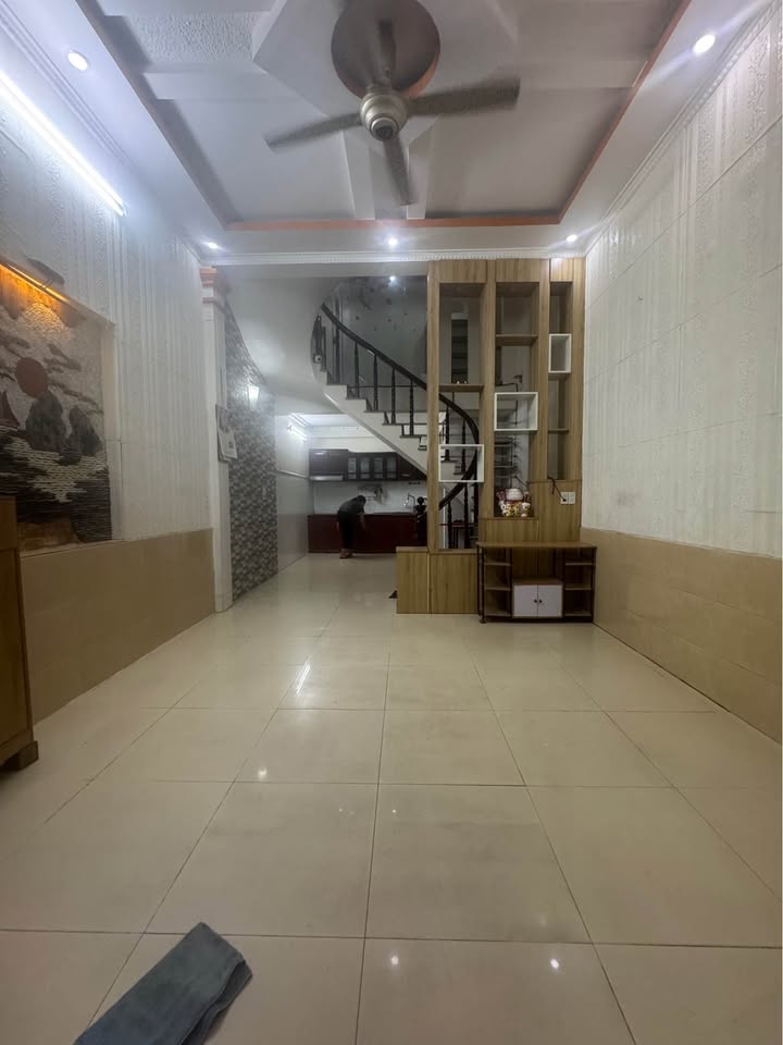 Nhà độc lập 3.5 tầng Hàng Kênh 39m² giá 2.58 tỷ - Ô tô đỗ ngay cửa!