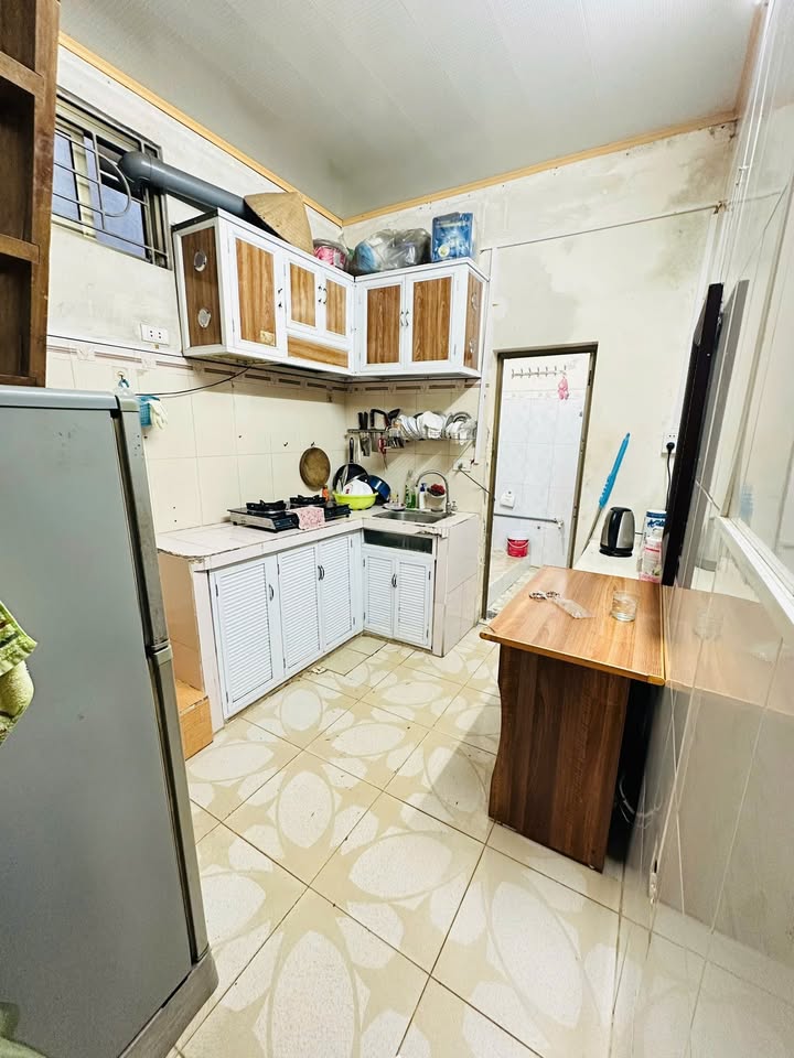 Nhà phố Ngõ 106 Lê Lai, Hải Phòng 24m² giá 1.3 tỷ - Sổ đỏ chính chủ, vị trí trung tâm!