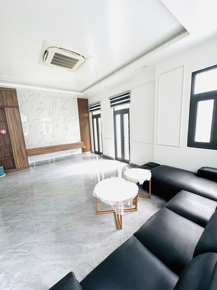 Nhà nguyên căn cho thuê tại Hoàng Huy Riverside 90m² giá 28 triệu - Mặt tiền đắc địa, kinh doanh thuận lợi!