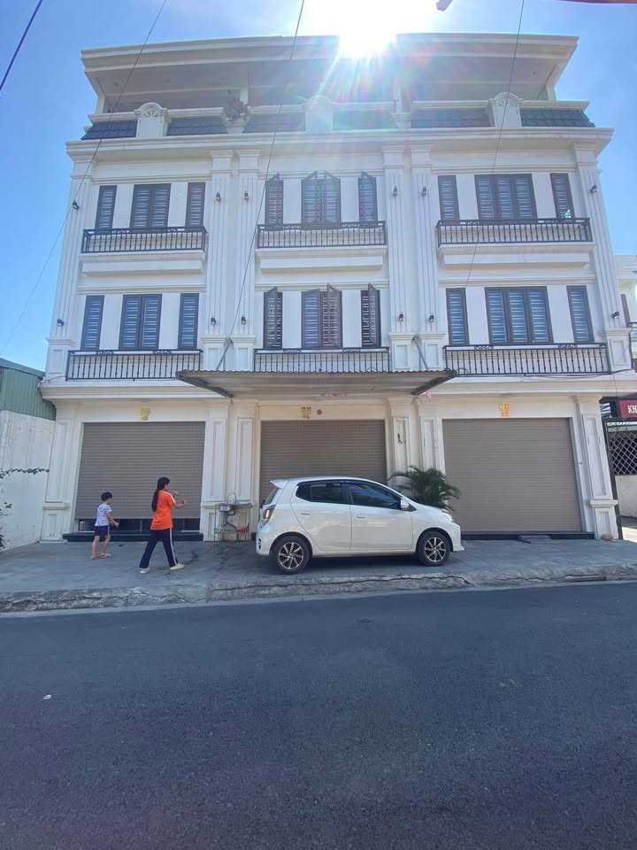 Nhà mặt đường Phú Xá, Hải An, 47m² giá 4.2 tỷ - Thiết kế hiện đại, chính chủ!