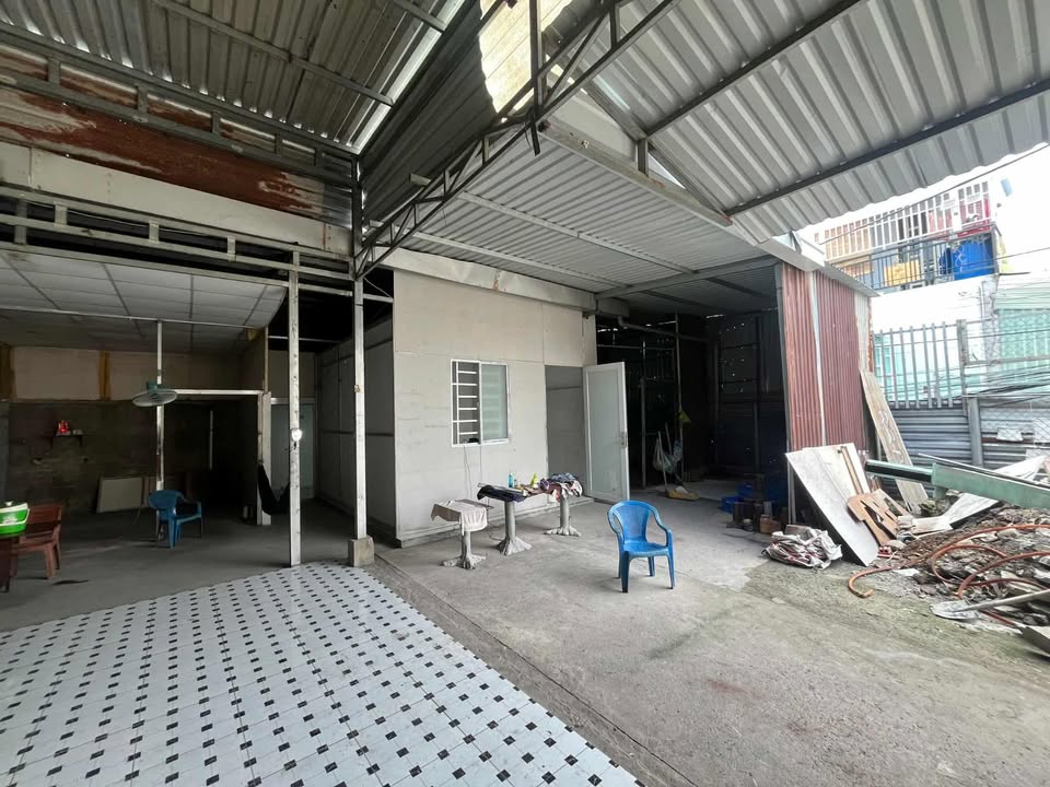 Cho thuê kho mặt bằng 280m² tại Thủ Đức - Phù hợp sản xuất nhẹ!