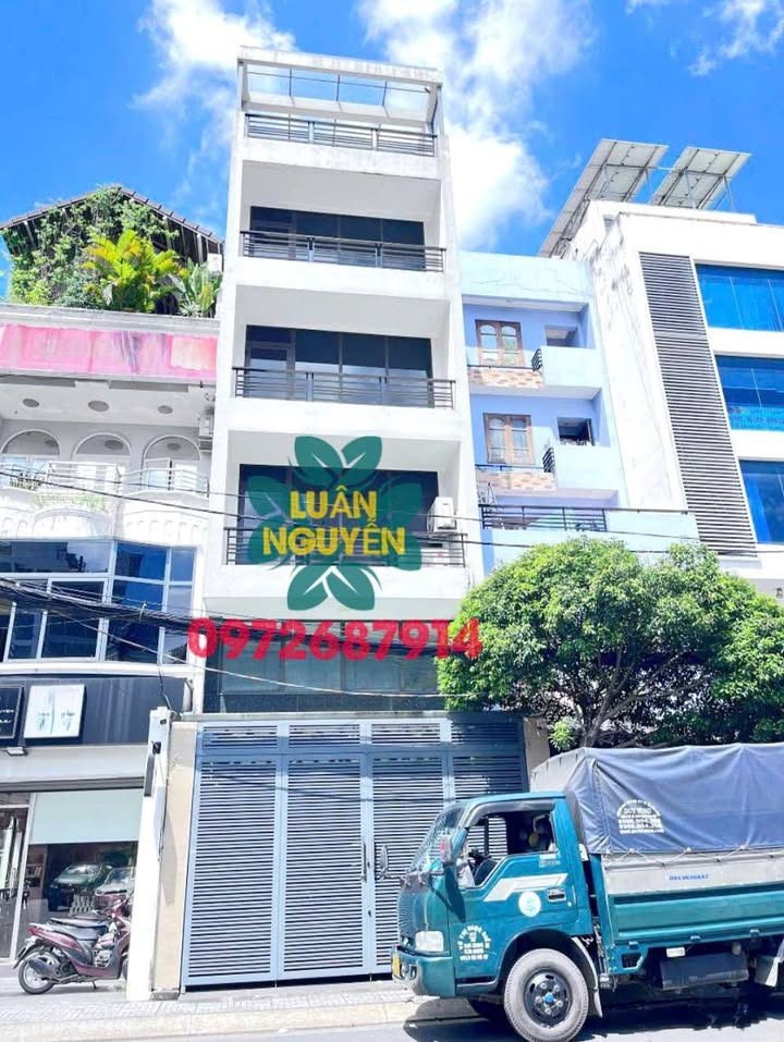 Nhà mặt tiền cho thuê tại khu K300, Tân Bình - 5.5x20m, thang máy sẵn sàng