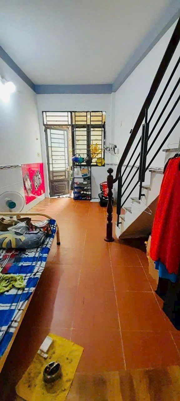 Nhà cho thuê đường Nguyễn Văn Săng, quận Tân Phú, 24m² chỉ 6.5 triệu/tháng - Phù hợp cho gia đình nhỏ!