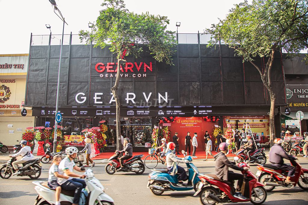 Mặt tiền Nguyễn Văn Trỗi, Phú Nhuận 400m² giá 170 triệu - Kinh doanh đa ngành lý tưởng!