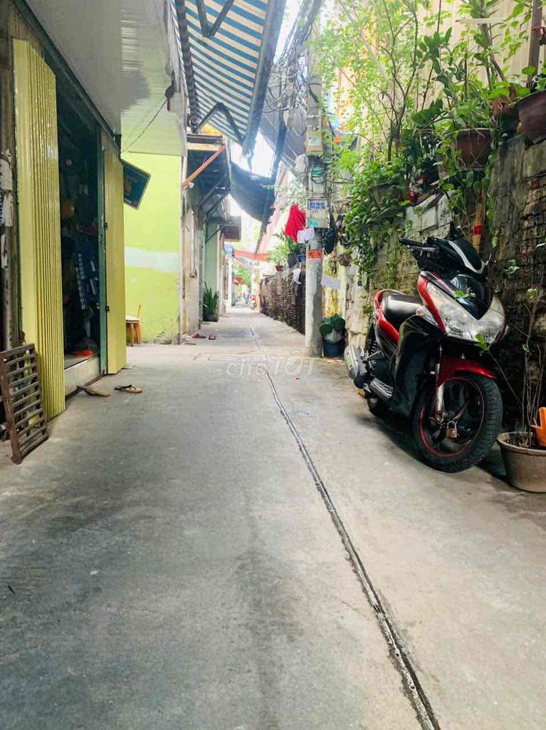 Nhà phố Quận 3 21m² giá chỉ 2.55 tỷ - Sổ hồng riêng, cho thuê ngay!