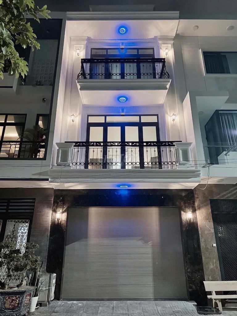 Nhà nguyên căn cho thuê HXT VIP 68/3A Nguyễn Tư Giản, Quận Gò Vấp 114m² - Thiết kế hiện đại, giá chỉ 25 triệu!