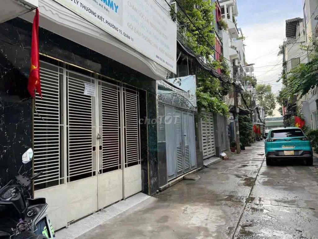 Nhà phố cho thuê tại Quận 11, 100m² giá 13 triệu - Thiết kế hiện đại, tiện nghi!