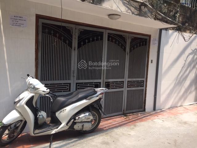 Cho thuê nhà chính chủ tại Phường Phương Mai, 76m² giá 12 triệu - Ô tô 7 chỗ để trong nhà!