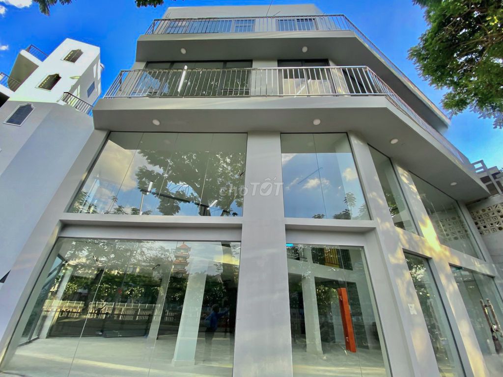 Nhà Mặt Tiền Đường Điện Biên Phủ Quận 3 400m² giá 80 triệu - Kinh doanh lợi nhuận cao!