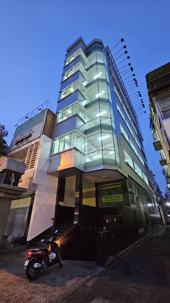 Cho thuê nhà mặt tiền Cách Mạng Tháng 8 Quận 3, 210m² chỉ 80 triệu - Kinh doanh đa ngành nghề