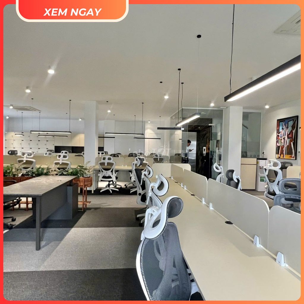 Cho Thuê Văn Phòng Tầng 4 Góc Hai Mặt Tiền 200m² - Vạn Phúc City