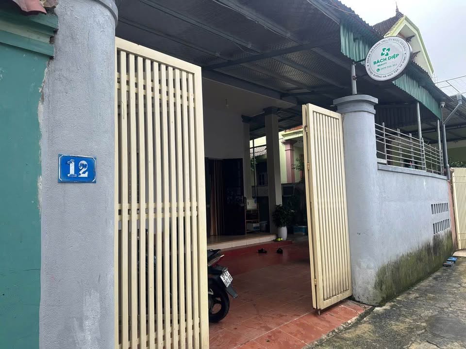 Nhà bán Hà Huy Tập, Vinh 136m² giá 5.4 tỷ - Hướng Đông thuận lợi!