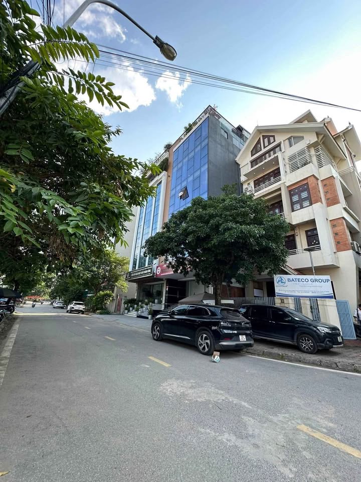 Đất nền Khu đấu giá 3ha Bắc Từ Liêm 168m² giá 50 tỷ - Đầu tư sinh lời tuyệt vời!