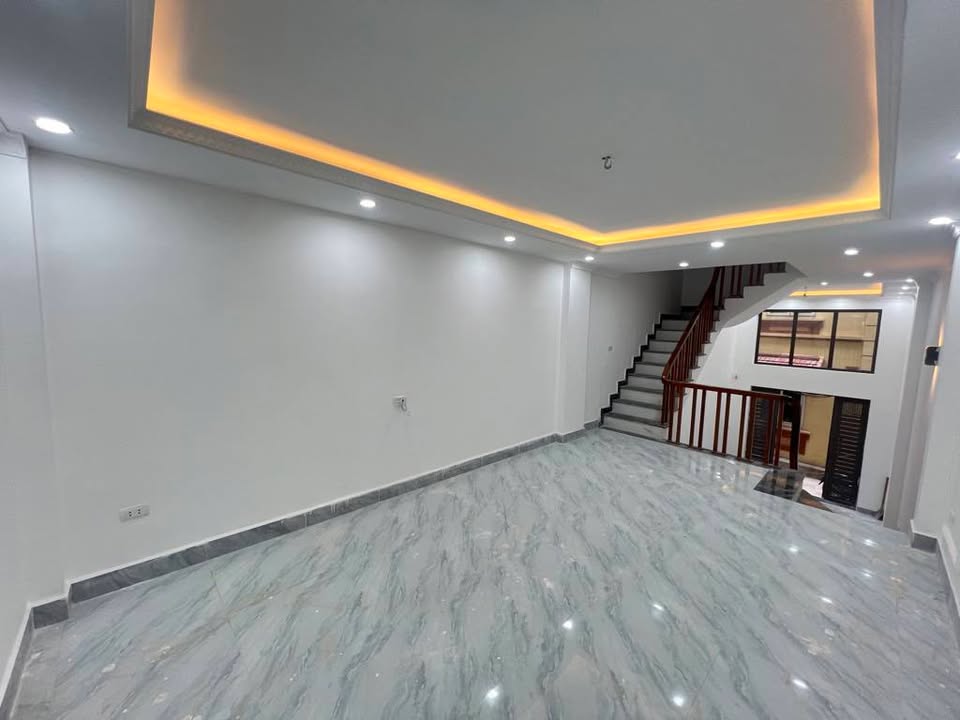 Nhà riêng 93m² đại kim - Hoàng Mai - 10 phòng ngủ - Đầu tư sinh lời cao!