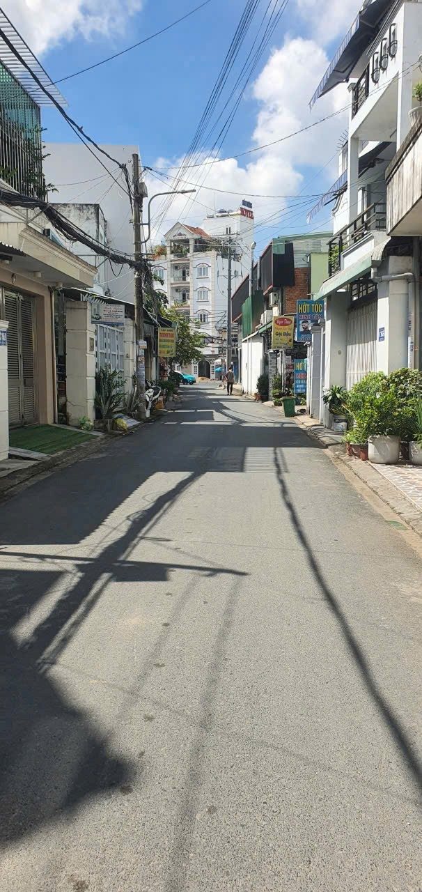 Dãy trọ 3 tầng hẻm 15 Trần Văn Hoài, Cần Thơ 95m² giá 6.05 tỷ - Đầu tư sinh lời ổn định!