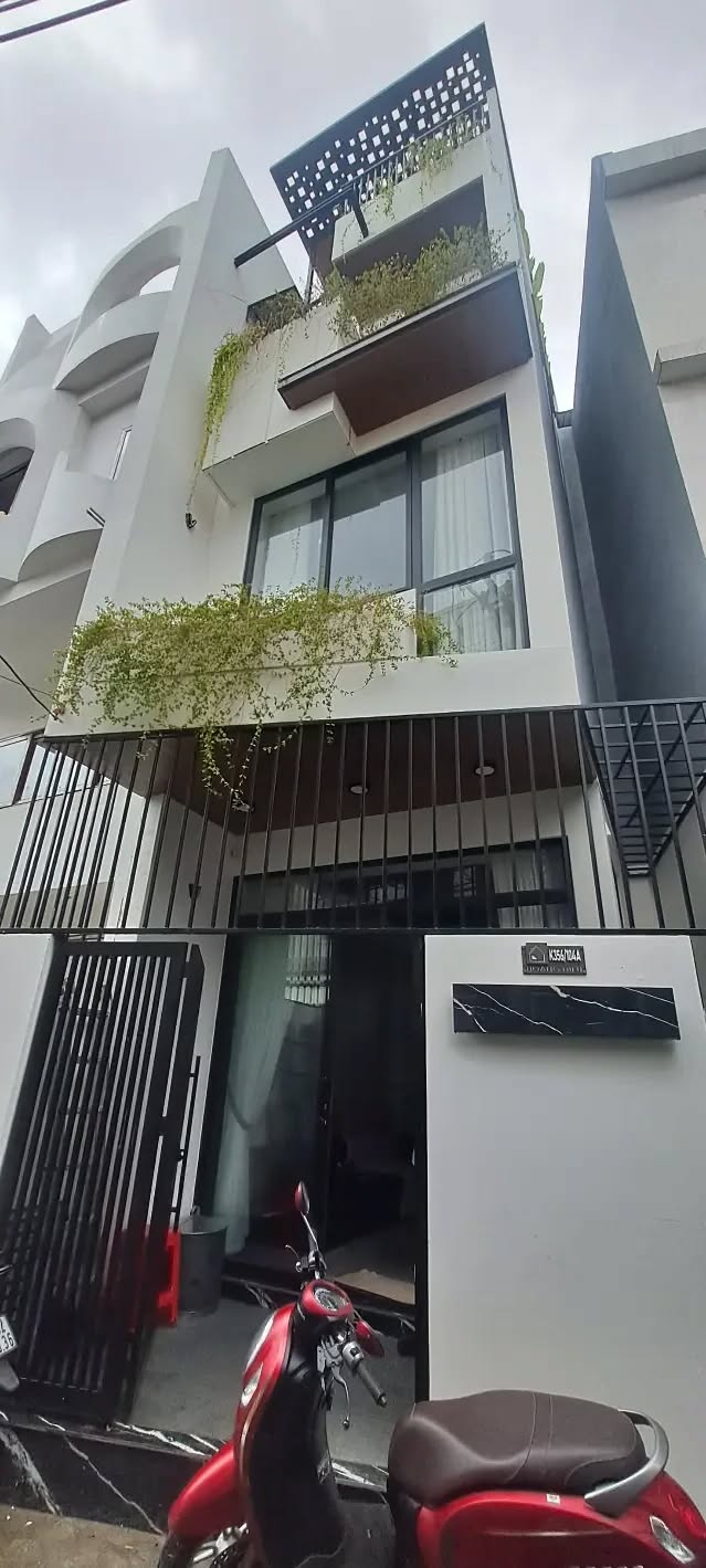 Nhà cho thuê 3 tầng kiệt ô tô Nguyễn Hoàng 53m² - Phù hợp kinh doanh và ở gia đình!