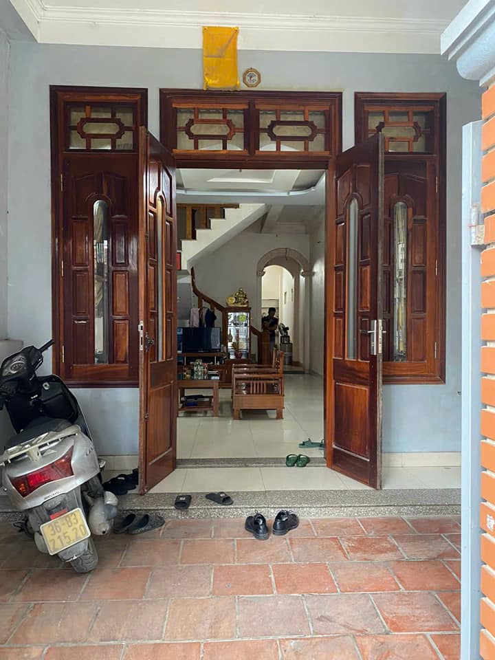 Nhà phố bán gấp tại phường Đông Vệ, Thanh Hóa - Diện tích 75m² chỉ 2 tỷ!