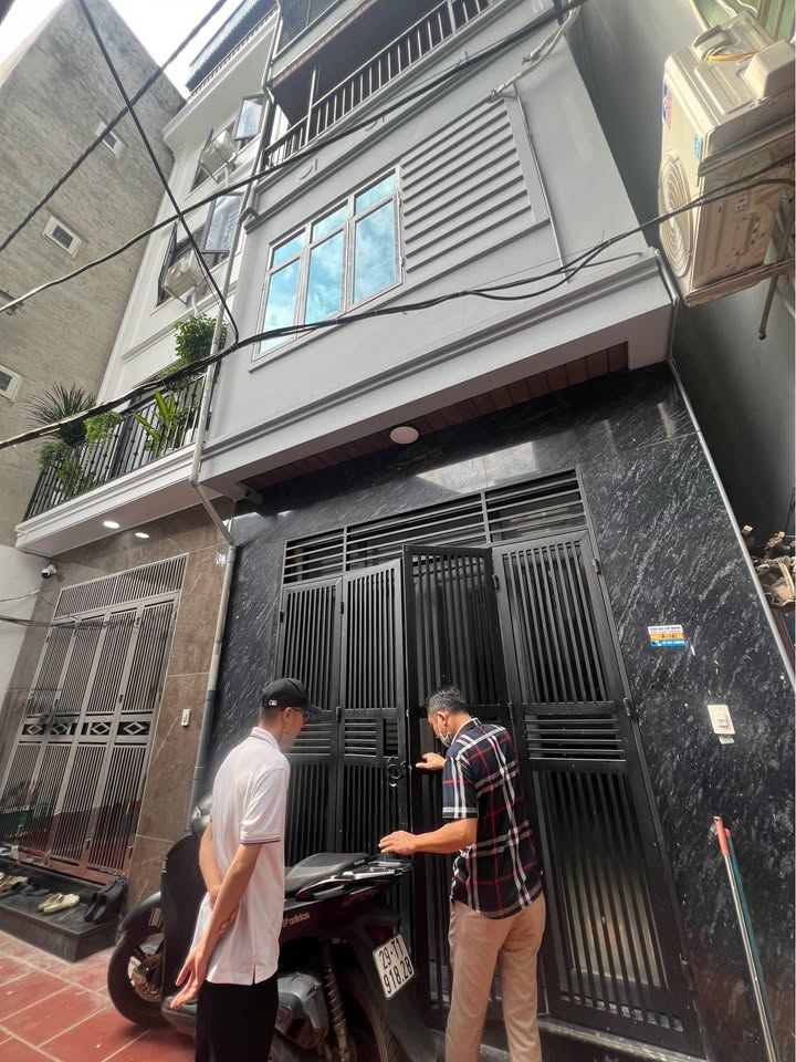 Nhà 4 tầng tại Yên Nghĩa, Hà Đông, 40m² - Giá thỏa thuận, không ở đến