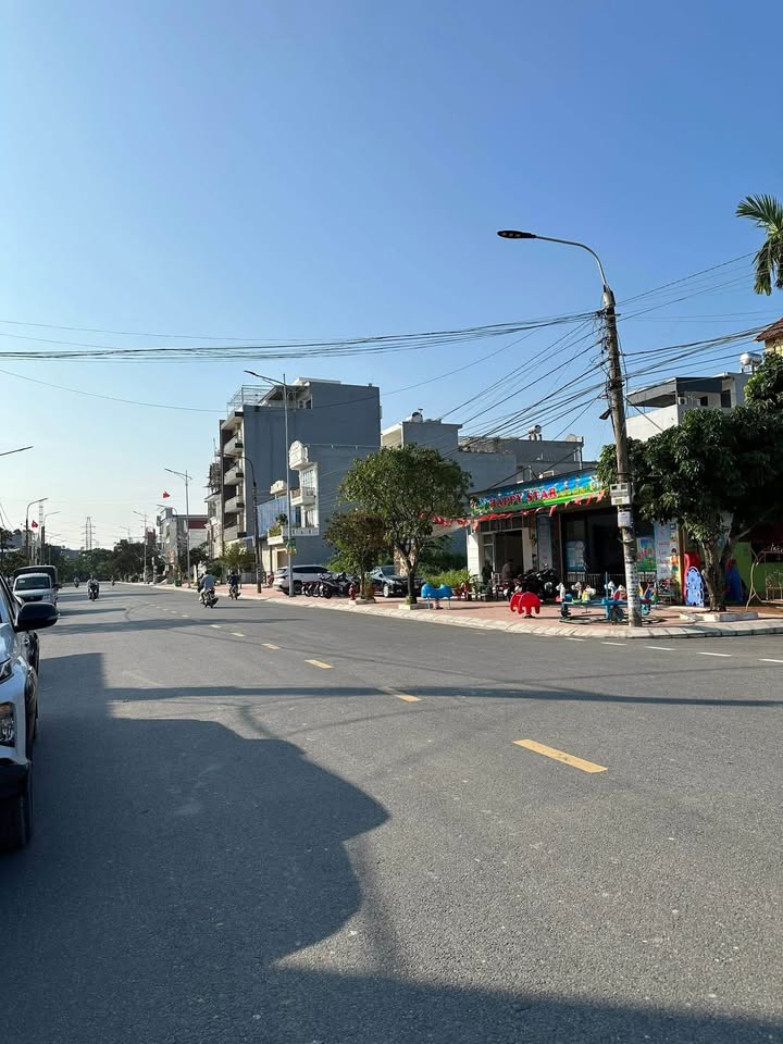 Bán mặt bằng kinh doanh Hoàng Mai 100m² giá 5.45 tỷ - Mặt đường 28m sầm uất!