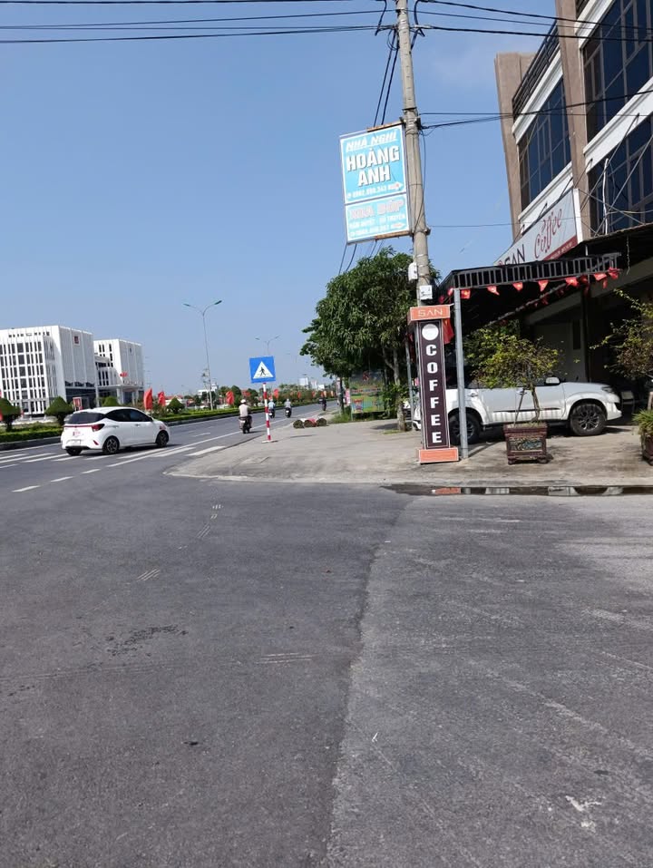 Đất tái định cư Quảng Châu Sầm Sơn 100m² giá 2 tỷ - Kinh doanh sầm uất!