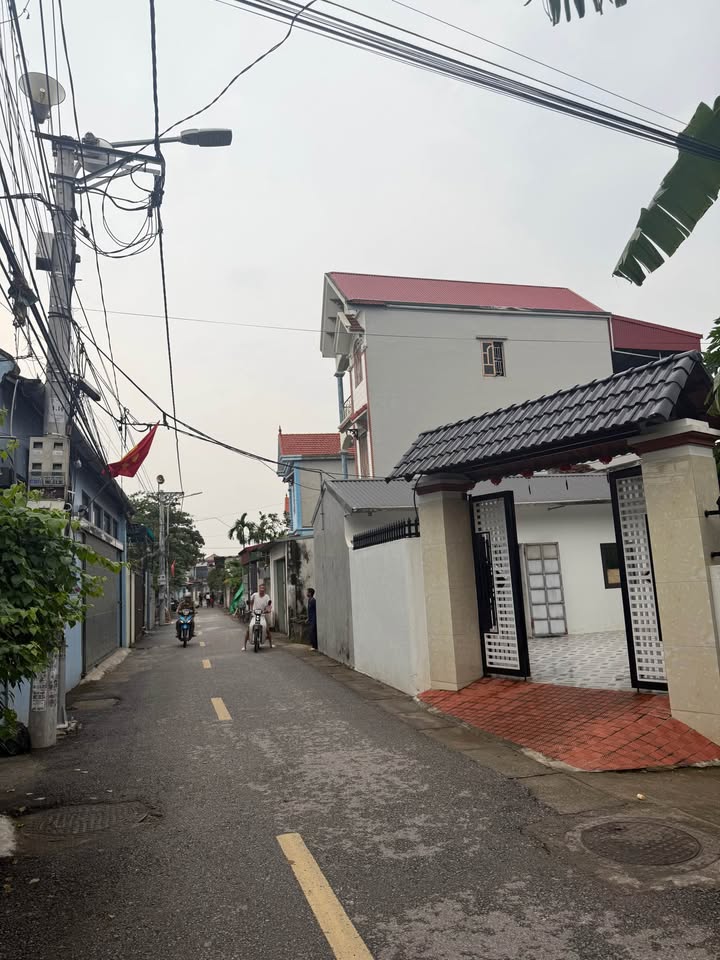 Đất nền Duy Hải 85m² giá 2 tỷ - Đường trục chính, vị trí đắc địa!