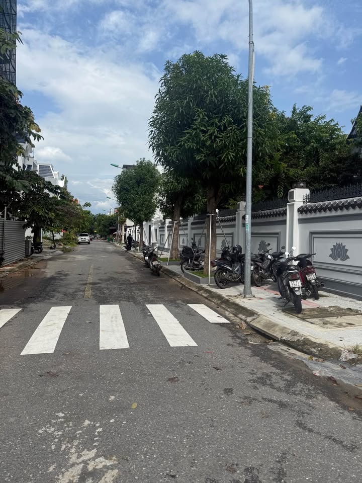 Đất nền Hòa Minh 90m² giá 6.6 tỷ - Vị trí trung tâm, gần biển!