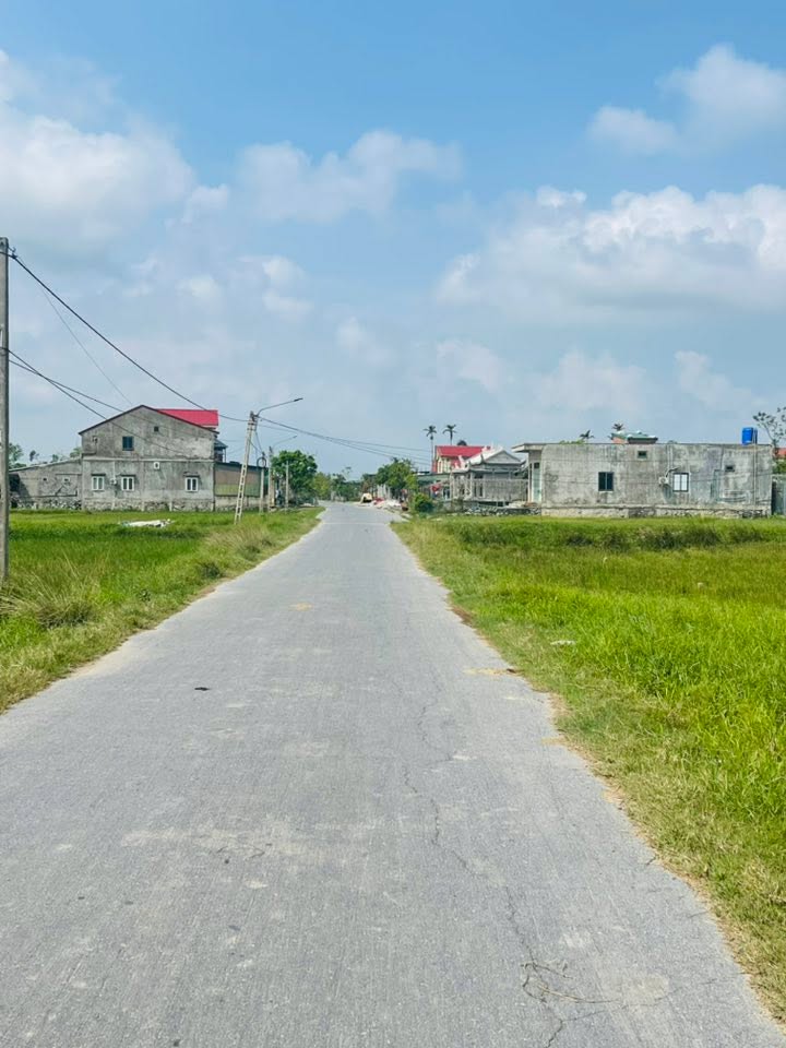 Đất Trục Chính Trung Phú, Thạch Hà 110m² giá chỉ 9xx triệu - Cơ hội đầu tư hấp dẫn!