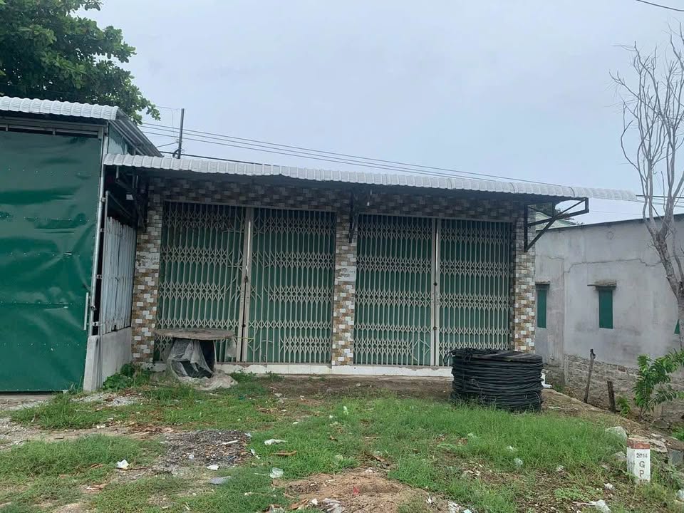 Bán nhà ki-ot mặt tiền QL1A Ninh Phước 150m² giá 1.8 tỷ - Đầu tư sinh lời ngay!