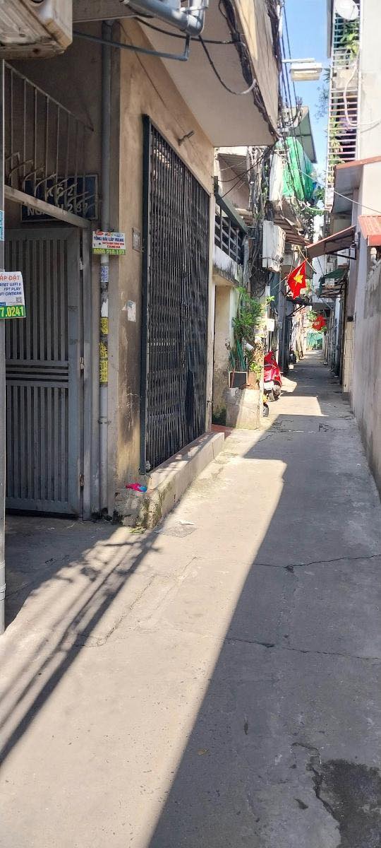 Nhà phố Hoàng Mai 26m² giá 1.6 tỷ - Sổ đỏ không có nhưng nhà xây chắc chắn!