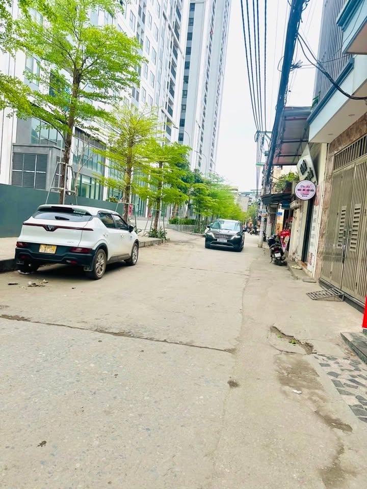 Nhà phố Mai Động, Hoàng Mai 68m² giá 8 tỷ - Thiết kế hiện đại, sẵn sàng vào ở!