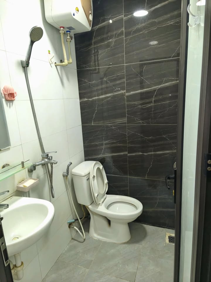 Cho thuê CCMN Ngõ 177 Cầu Diễn 50m² - Giá tốt cho hộ gia đình!