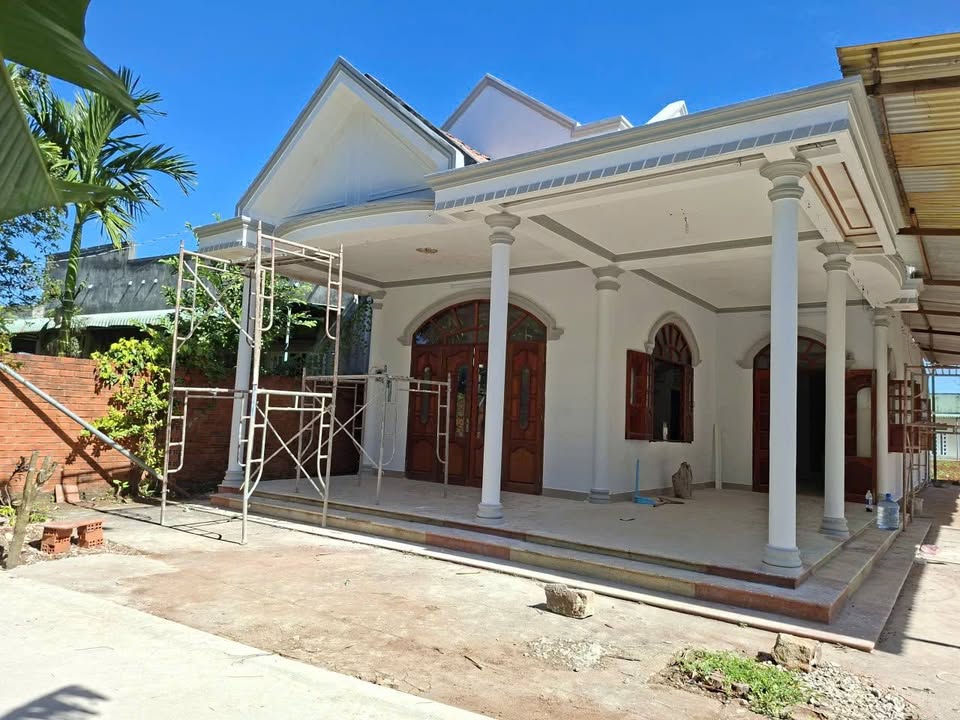 Nhà đẹp Hòa Long 450m² - Sổ đỏ chính chủ, giá thỏa thuận!