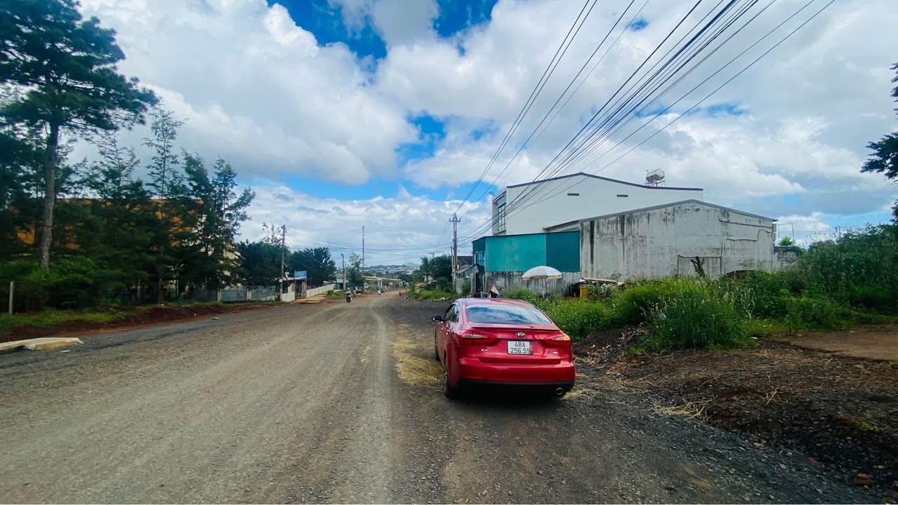 FrontHouse 2 mặt tiền đường 19/5 Buôn Ma Thuột 170m² giá 5.5 tỷ - Đầu tư lý tưởng!