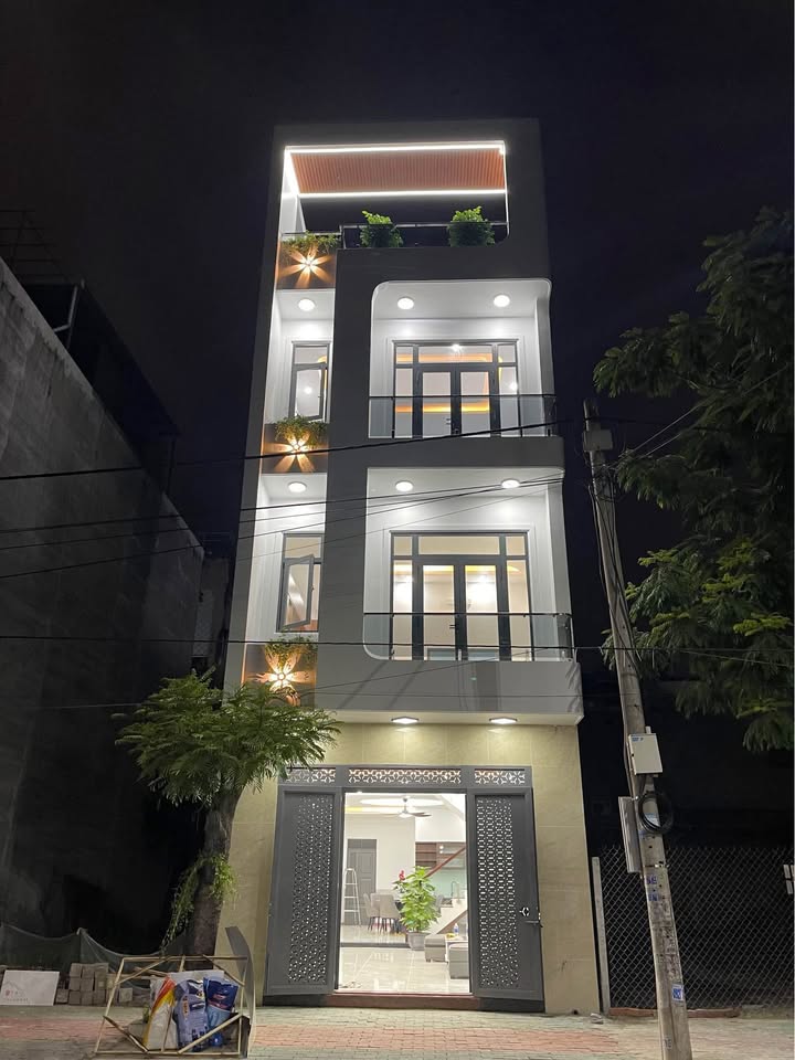 Nhà 1 trệt 2 lầu tại Thuận An, Bình Dương 70m² giá 6.2 tỷ - Thiết kế hiện đại, sẵn sàng vào ở!