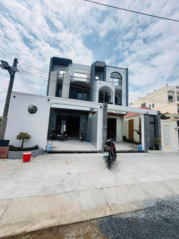 Nhà lầu mẫu 2025 tại Thanh Ba, Long An - Diện tích 156m² giá chỉ 3.4 tỷ!