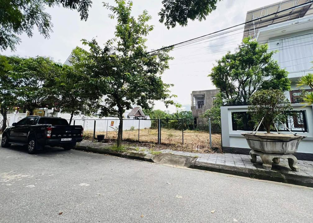 Đất Biệt thự KQH Thủy Dương 2 - 300m² giá 8 tỷ - Vị trí đắc địa gần trung tâm