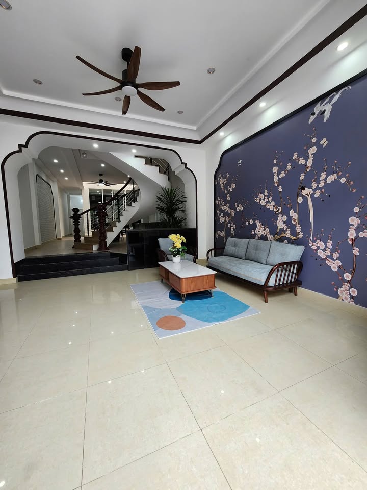 Nhà 3 tầng mái thái 120m² đường Hà Duy Phiên 6.9 tỷ - Khu kinh doanh sầm uất!